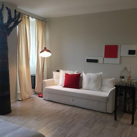 So&Leo Guest House Генуа Екстериор снимка