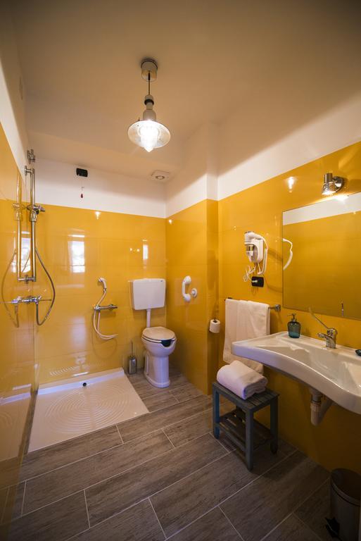 So&Leo Guest House Генуа Стая снимка