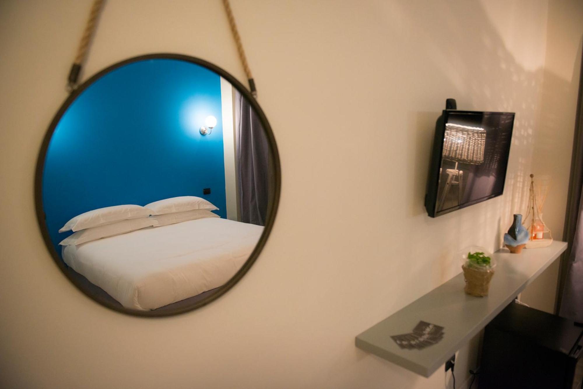 So&Leo Guest House Генуа Екстериор снимка